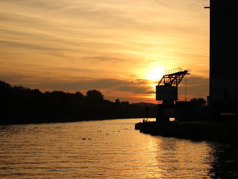 sonnenuntergang am Hafen in Bramsche.jpg