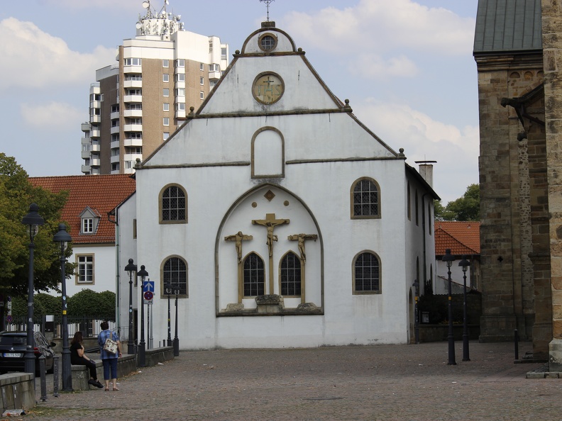 kleine-kirche.JPG